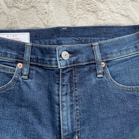 BNWOT Kick Fit High Rise Medium Wash Jeans - Picture 5 of 8